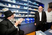 Rav Bender Visits CSSB 26-024