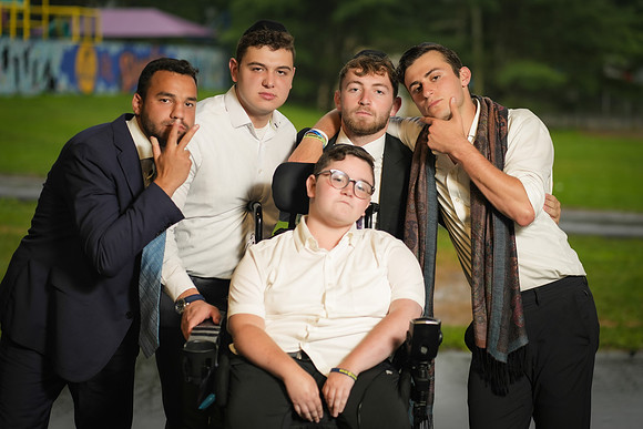 CSSB 26 Shabbos Portraits 2-012